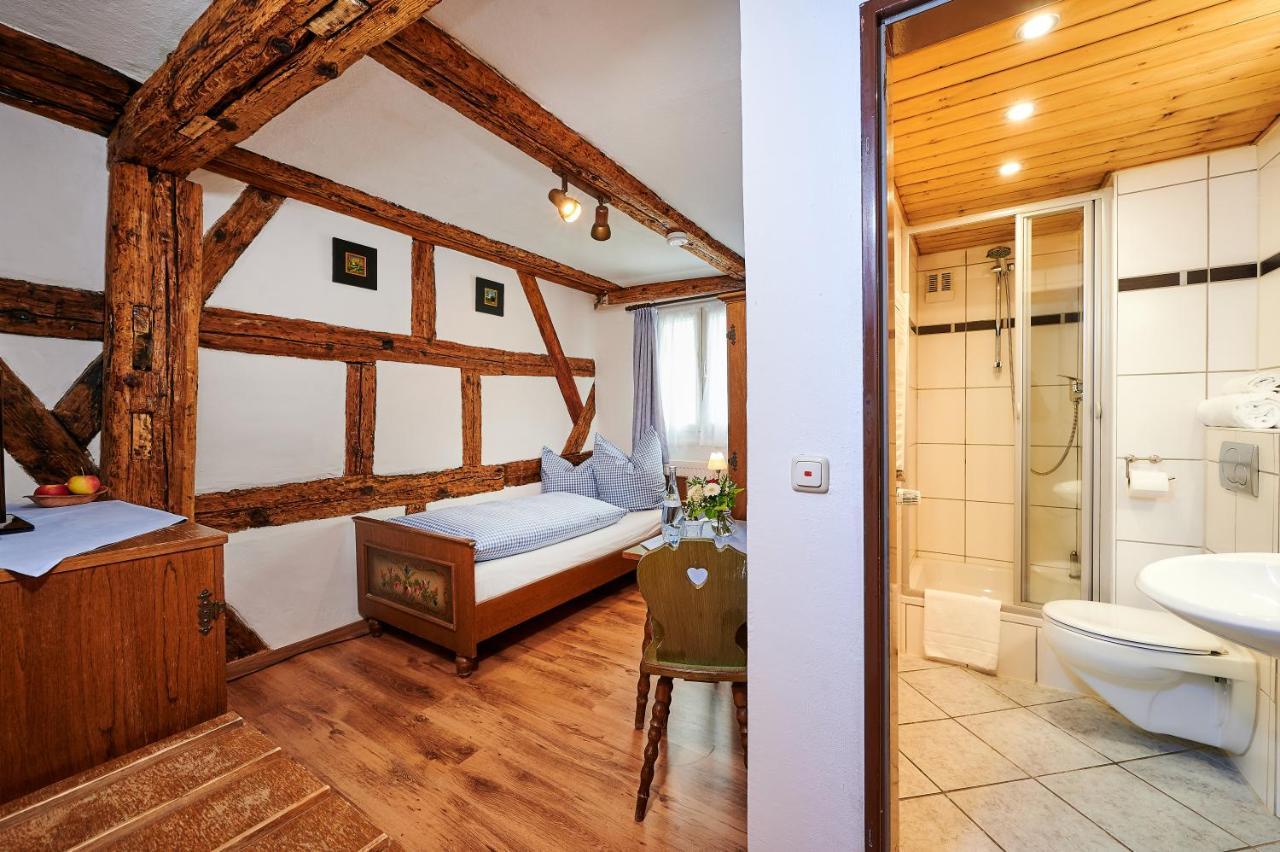Hotel-Gasthof Bub Цирндорф Экстерьер фото